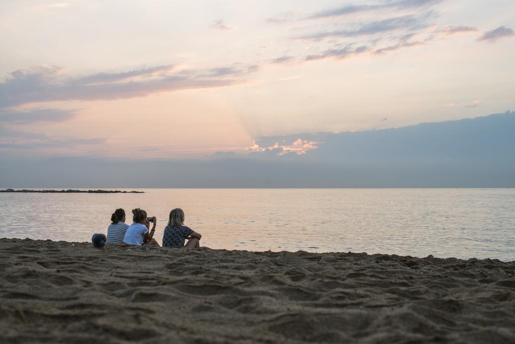 Sea Hostel Barcelona Beach photo